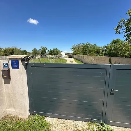 Semesterbostad House In Nature Urban Medulin