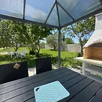 Dom wakacyjny House In Nature Urban Medulin