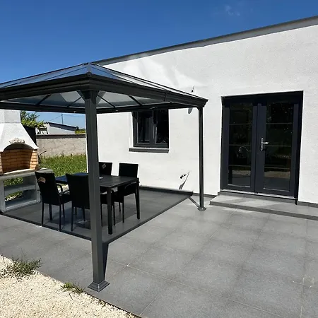 House In Nature Urban Medulin Vakantiehuis *